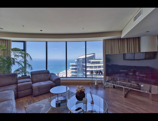2 BEDROOM APARTMENT FOR SALE IN UMHLANGA CENTRAL